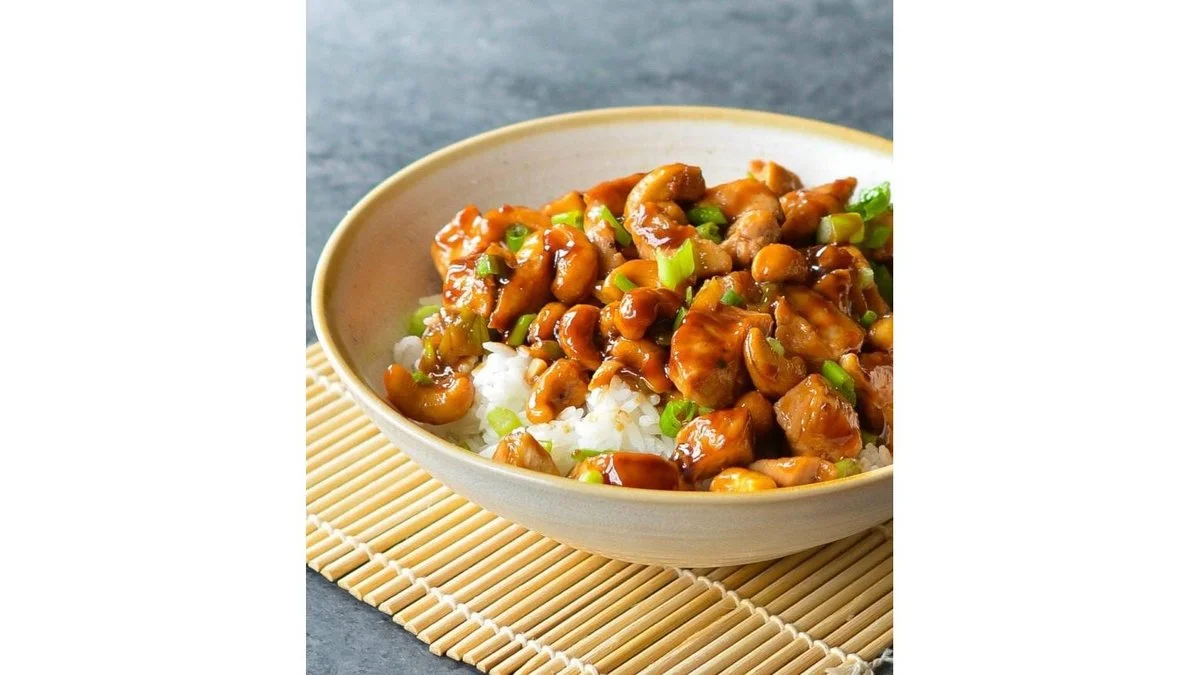 Creveți în sos curry