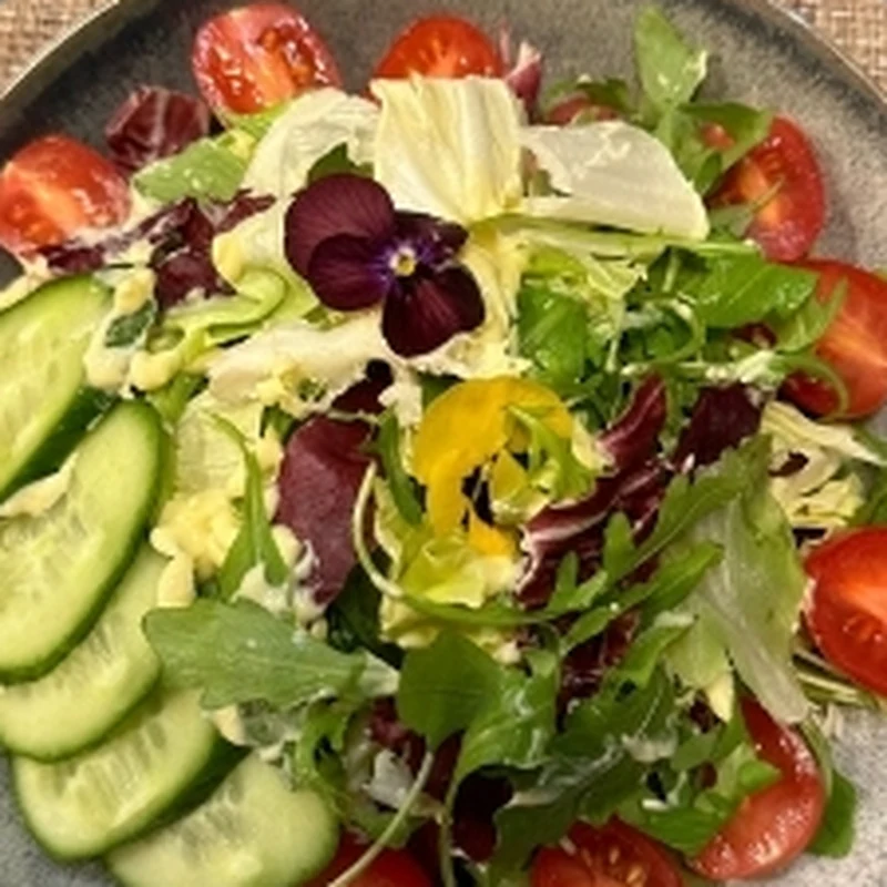 Salată mixtă