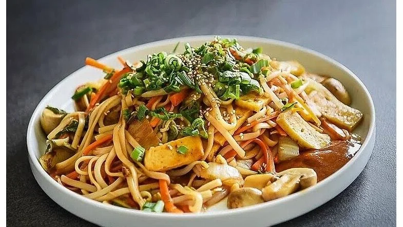Udon cu tofu