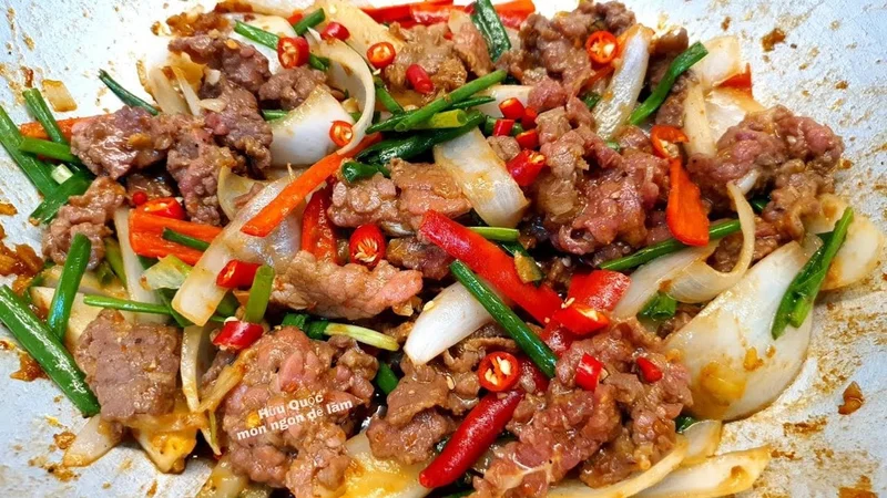 Vită picantă la wok